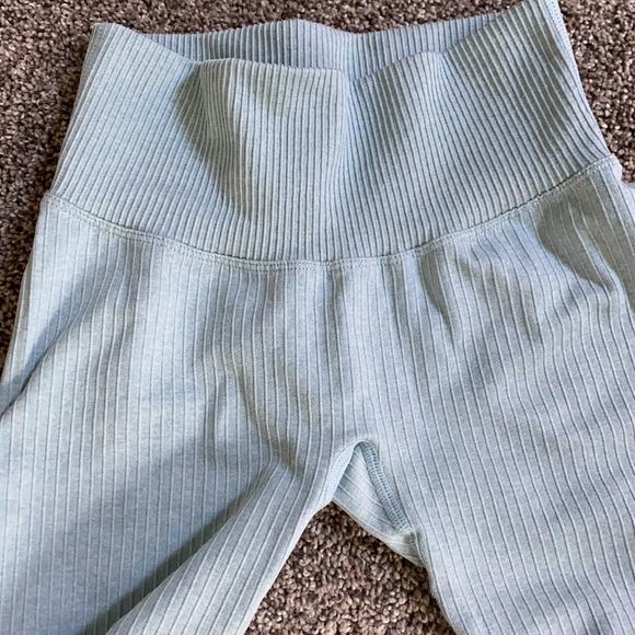 Light blue, perfect condition, ribbed leggings - Picture 3 of 3